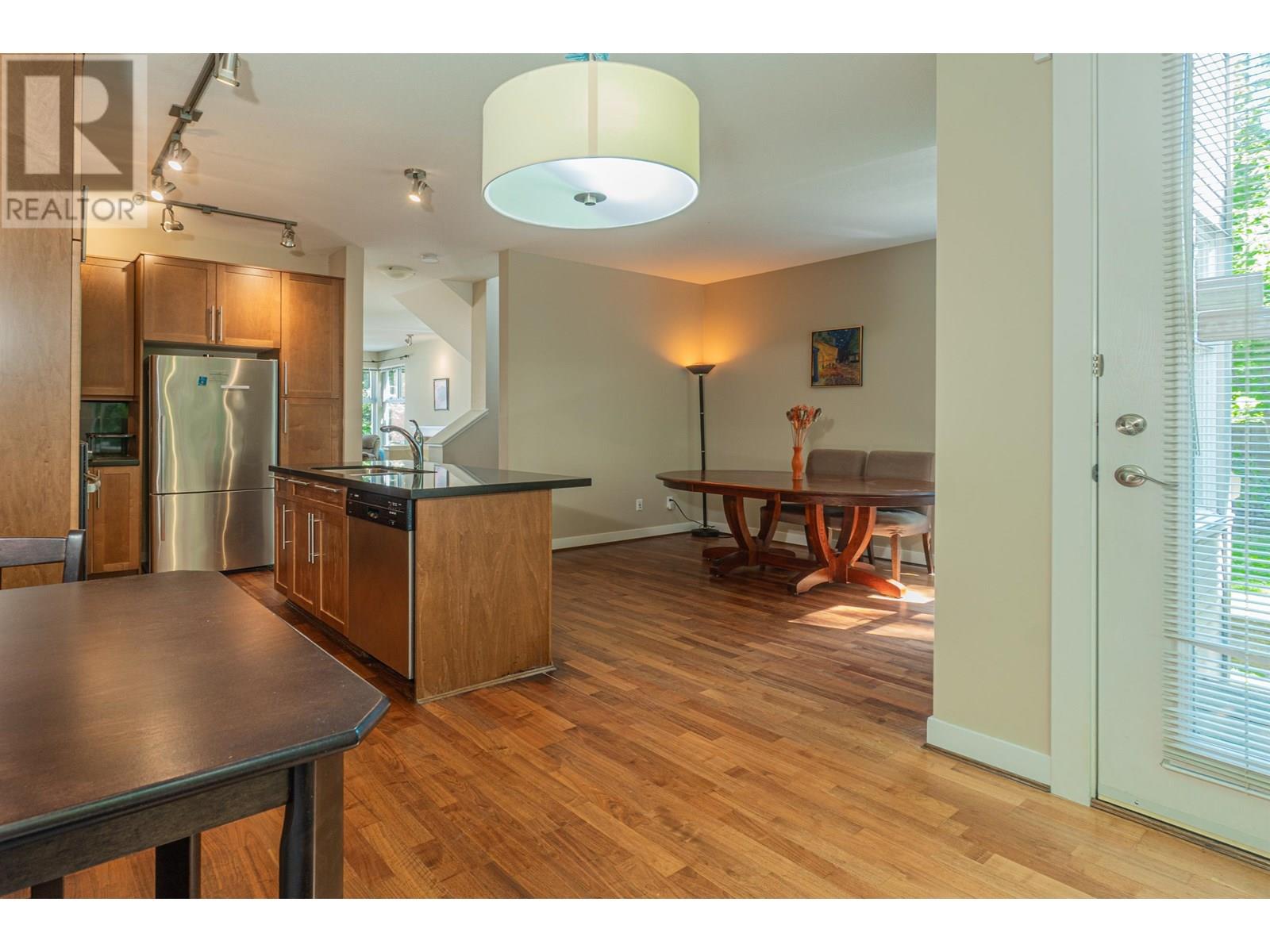 Photo 16 of 6602 Arbutus Street, Vancouver BC