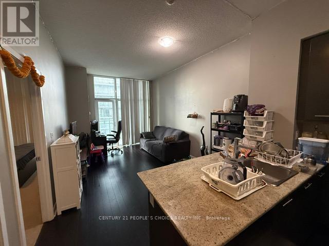 Photo 5 of 2210 365 Prince Of Wales Drive, Mississauga ON