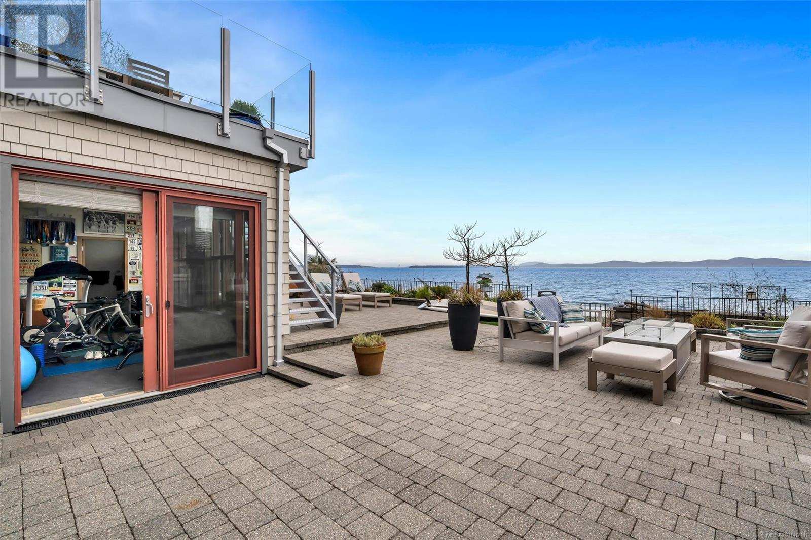 Photo 61 of 5073 Cordova Bay Rd, Saanich BC