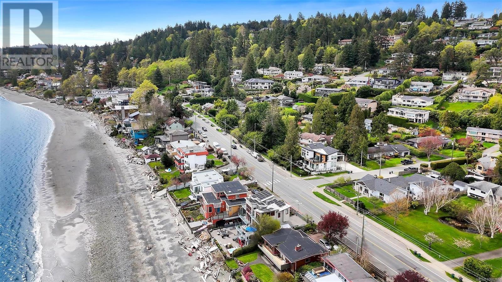 Photo 62 of 5073 Cordova Bay Rd, Saanich BC