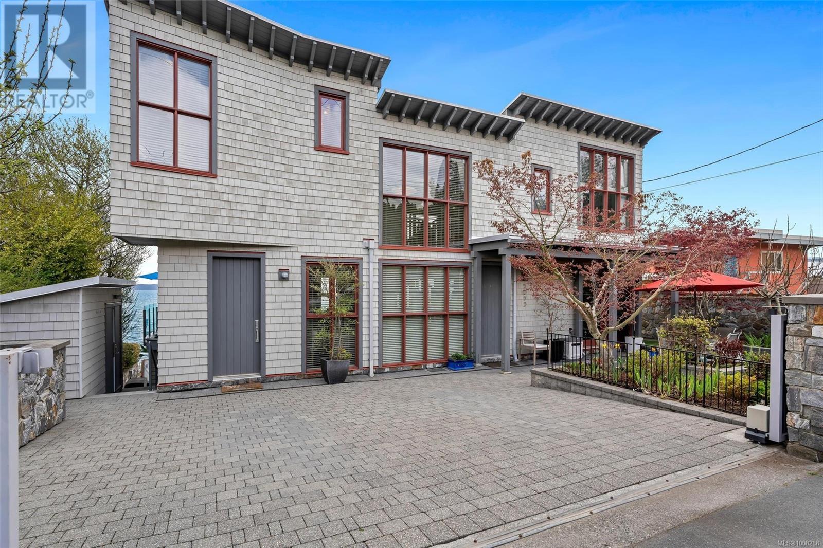 Photo 40 of 5073 Cordova Bay Rd, Saanich BC