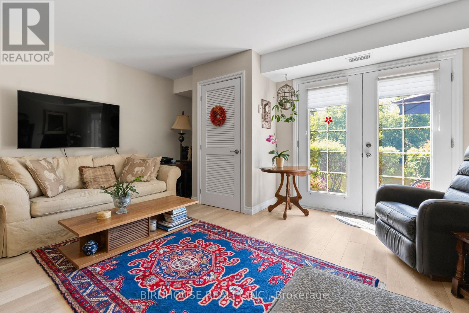 Photo 10 of 102 25 King Street, Kawartha Lakes ON