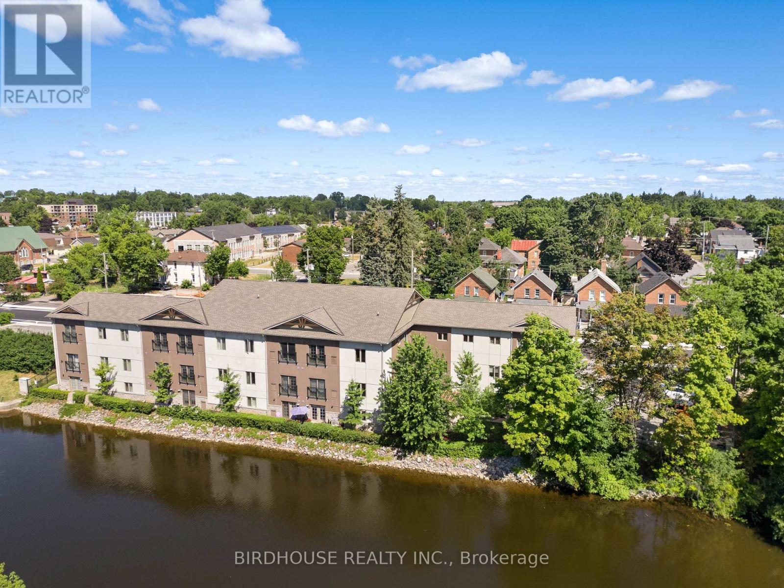 Photo 12 of 102 25 King Street, Kawartha Lakes ON