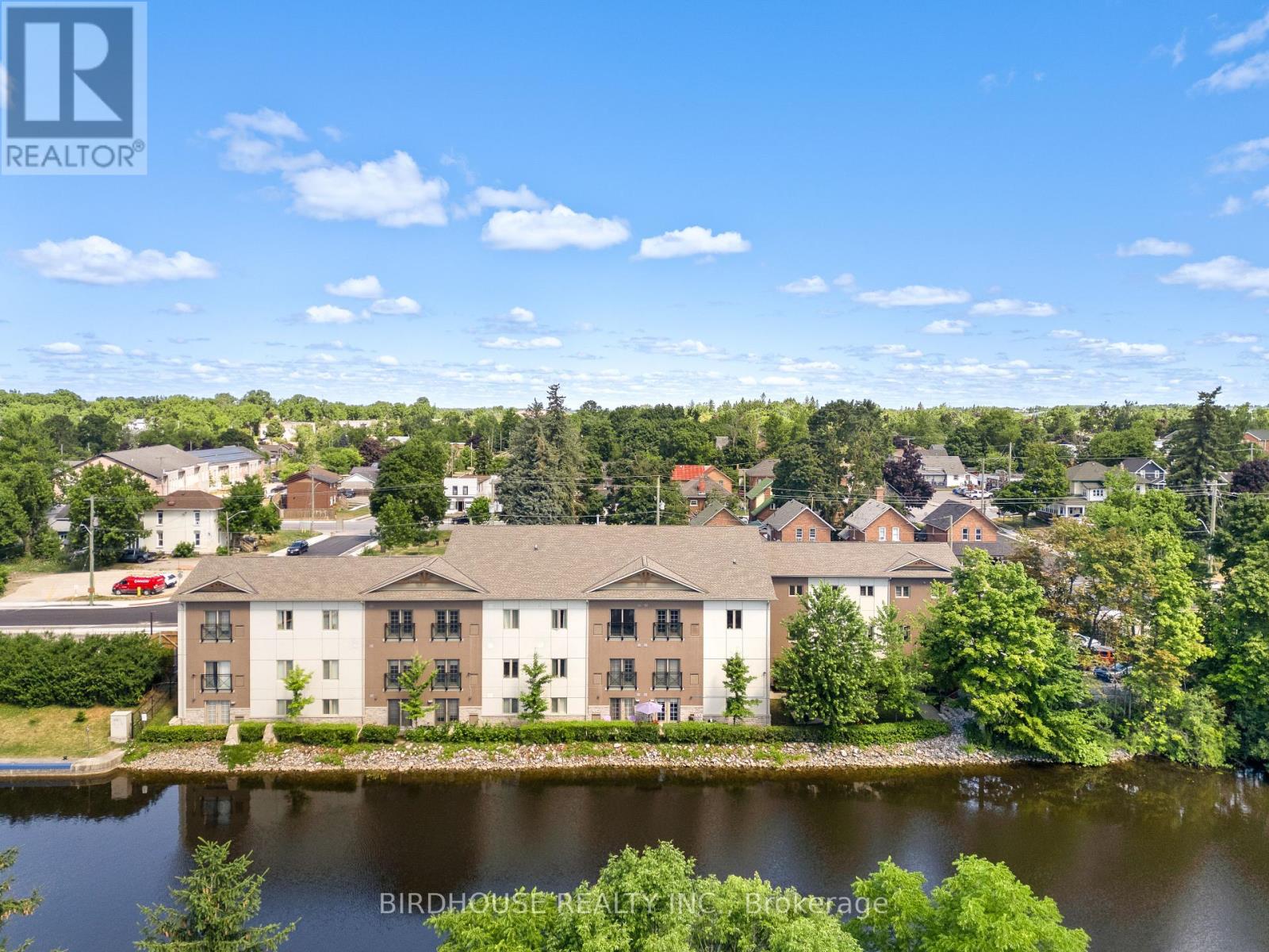 Photo 16 of 102 25 King Street, Kawartha Lakes ON