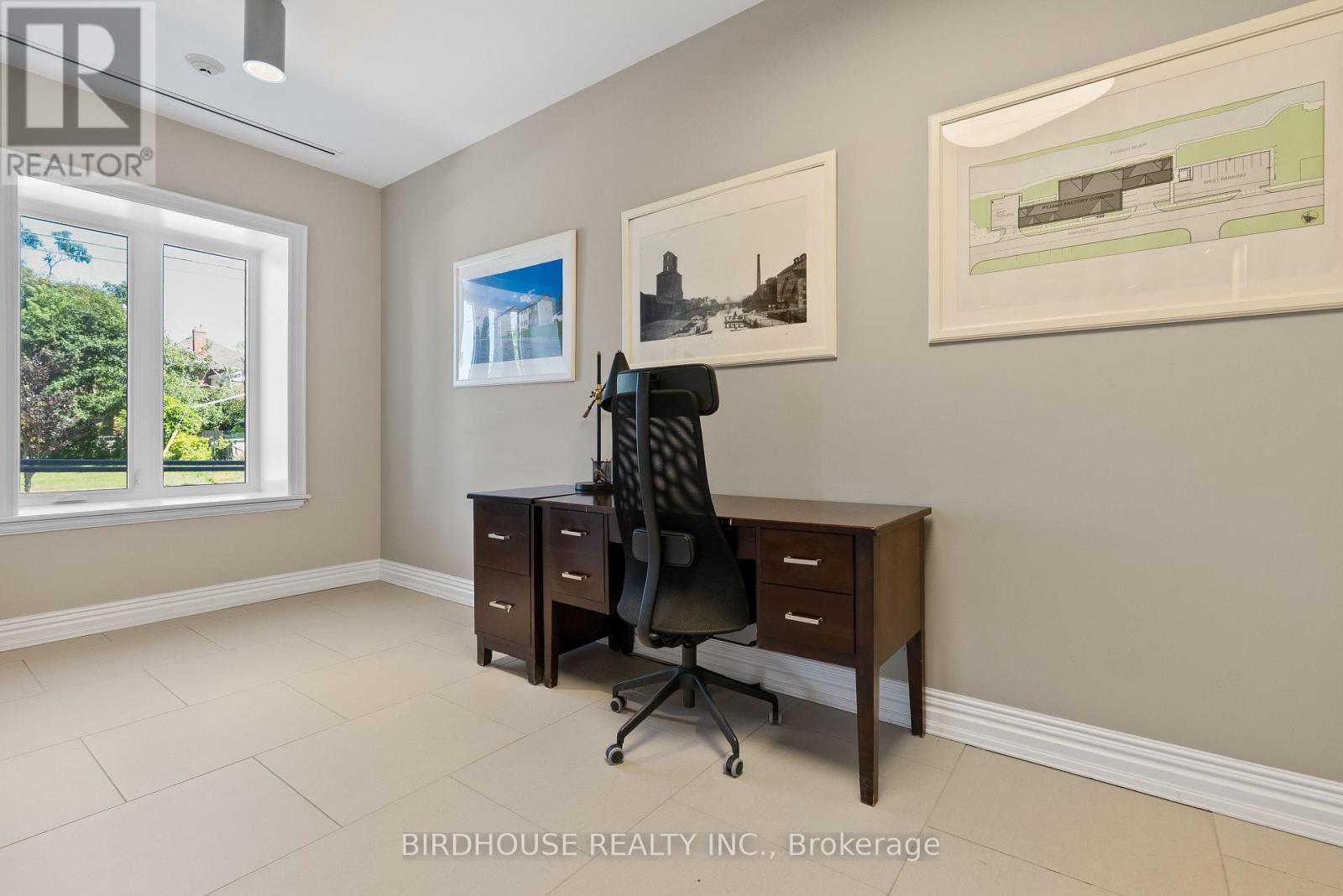 Photo 6 of 102 25 King Street, Kawartha Lakes ON