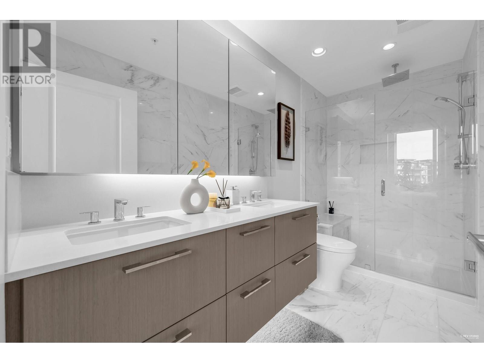 Photo 9 of 636 3563 Ross Drive, Vancouver BC