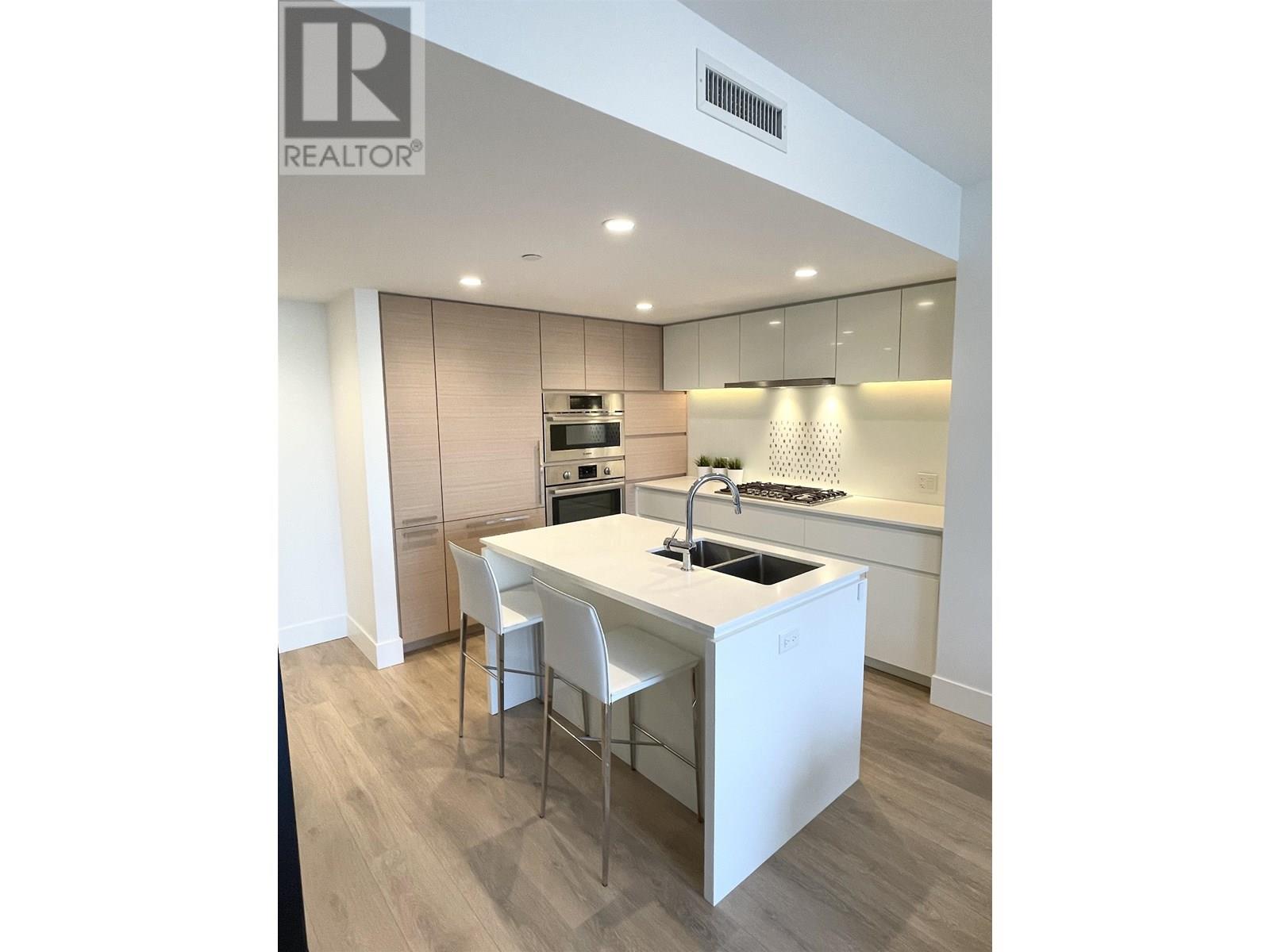 Photo 11 of 801 5508 Hollybridge Way, Richmond BC