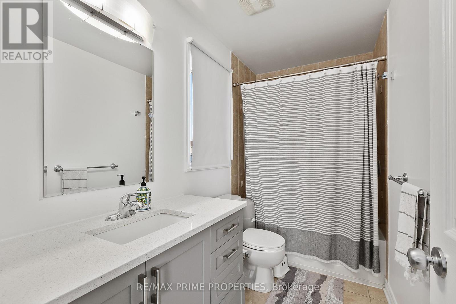 Photo 20 of 513 Paul Metivier Drive, Ottawa ON