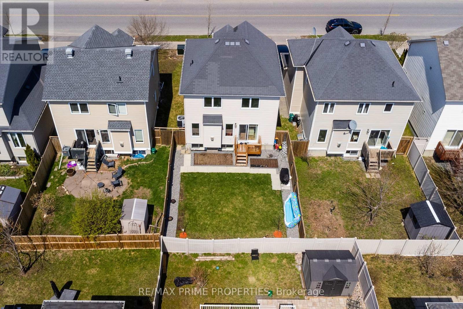 Photo 27 of 513 Paul Metivier Drive, Ottawa ON