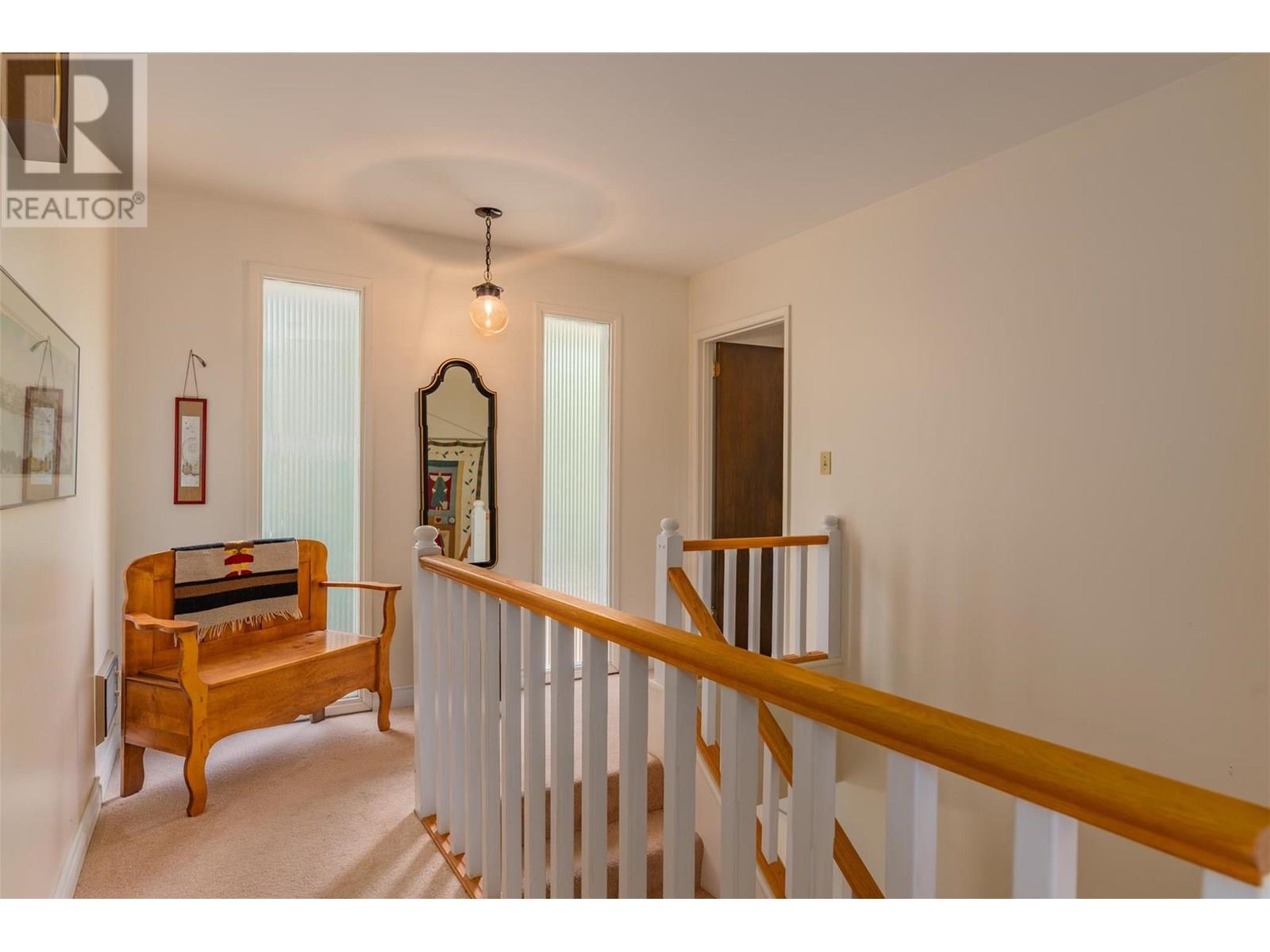 1669 Ridgewood Drive, Castlegar