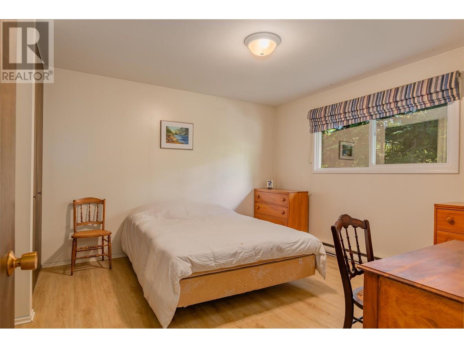 1669 Ridgewood Drive, Castlegar