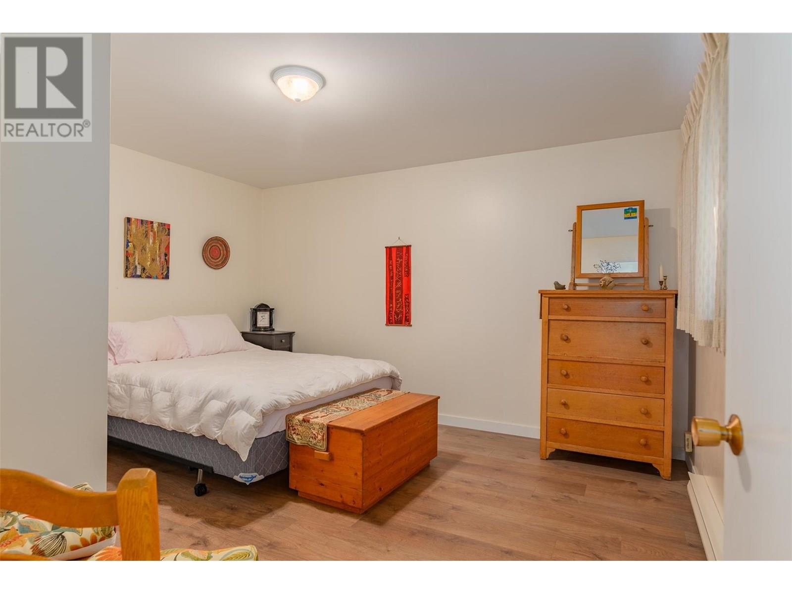 1669 Ridgewood Drive, Castlegar