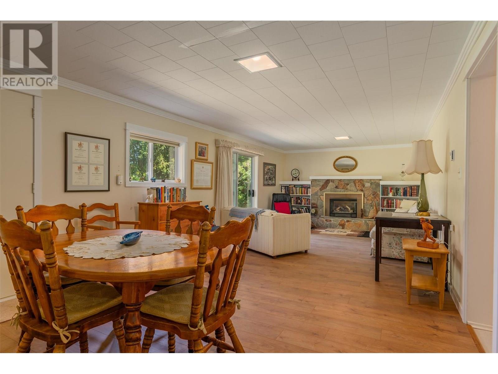 1669 Ridgewood Drive, Castlegar