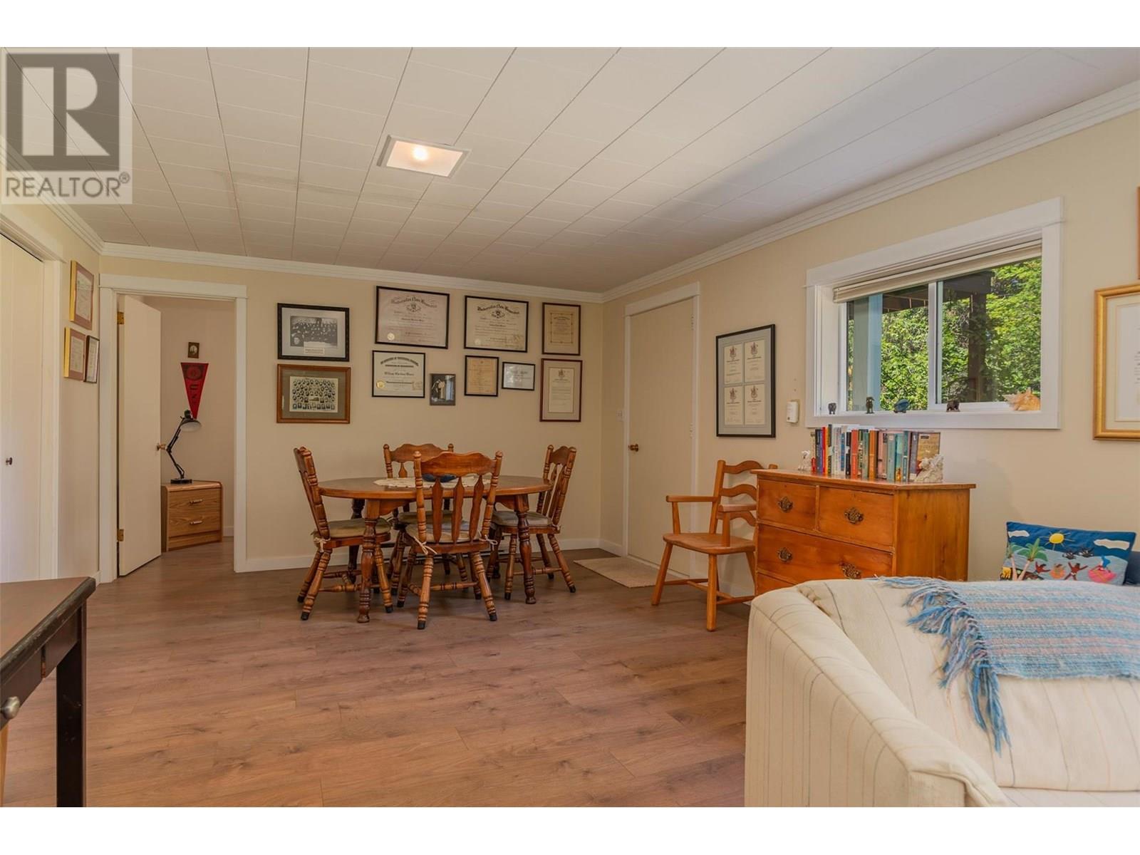 1669 Ridgewood Drive, Castlegar