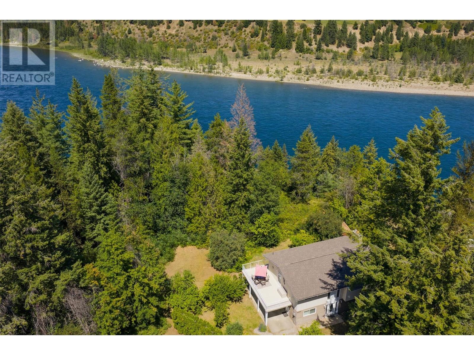 1669 Ridgewood Drive, Castlegar