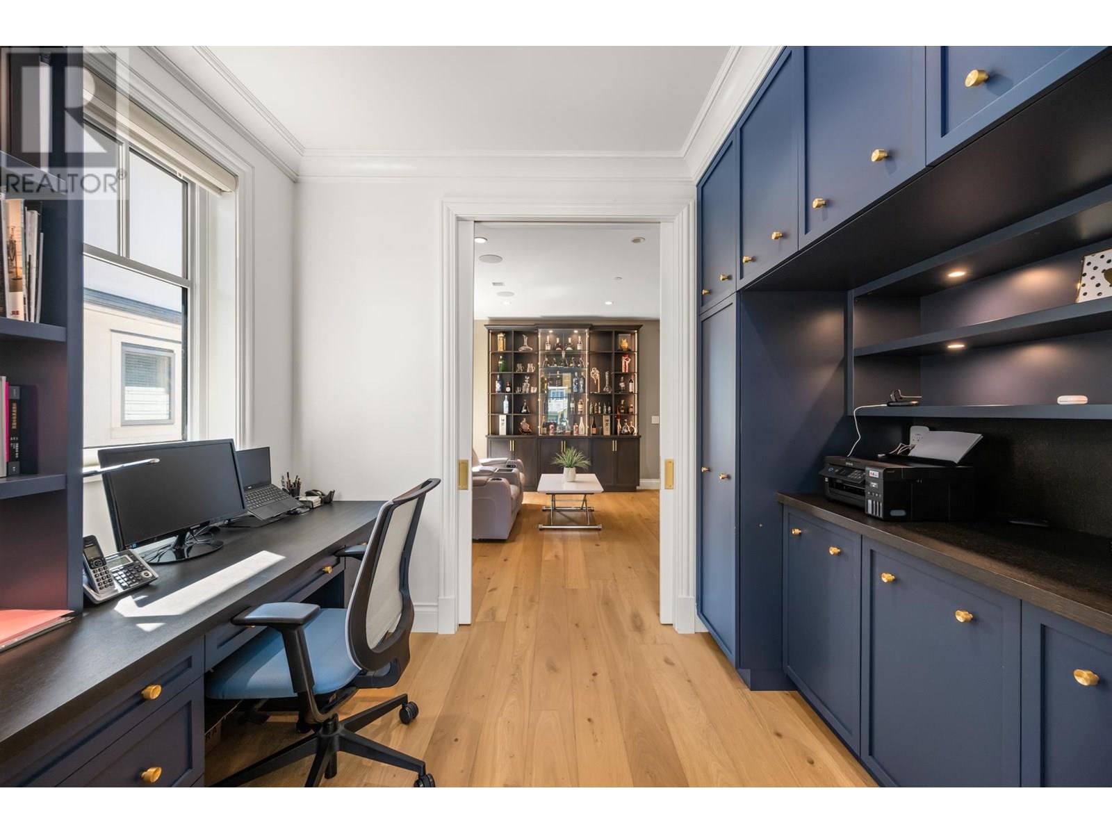 Photo 10 of 3838 W 50th Avenue, Vancouver BC