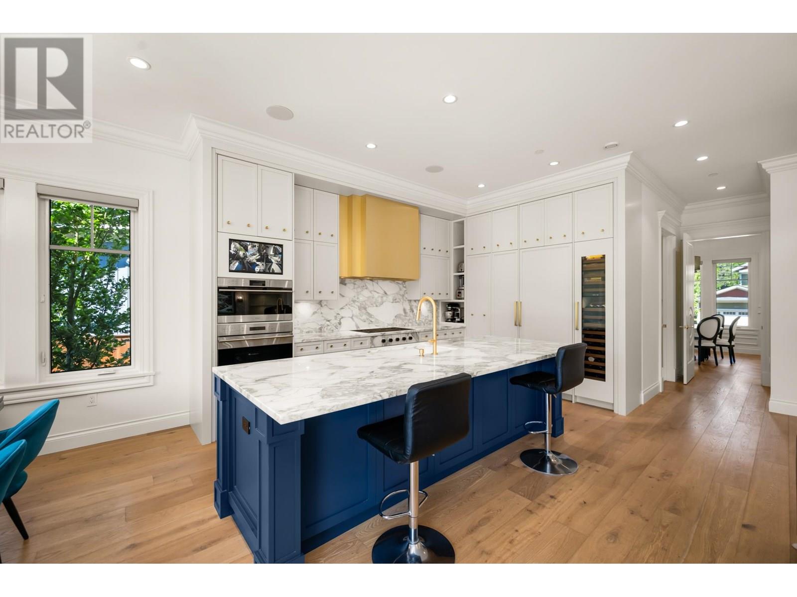 Photo 16 of 3838 W 50th Avenue, Vancouver BC
