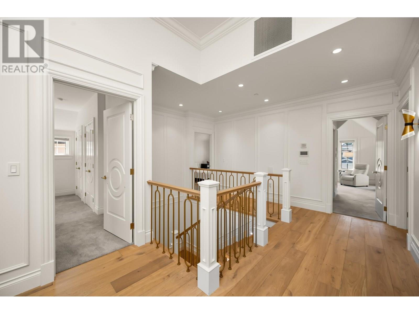 Photo 23 of 3838 W 50th Avenue, Vancouver BC
