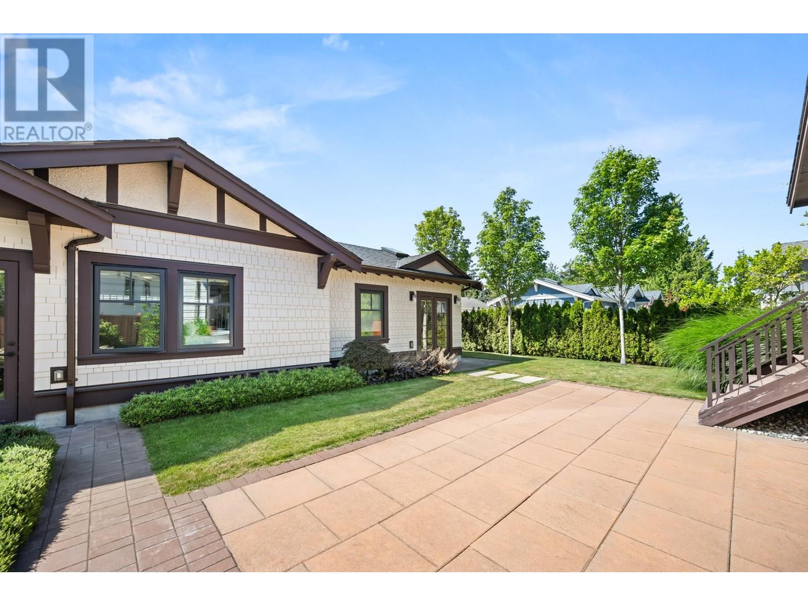 Photo 34 of 3838 W 50th Avenue, Vancouver BC