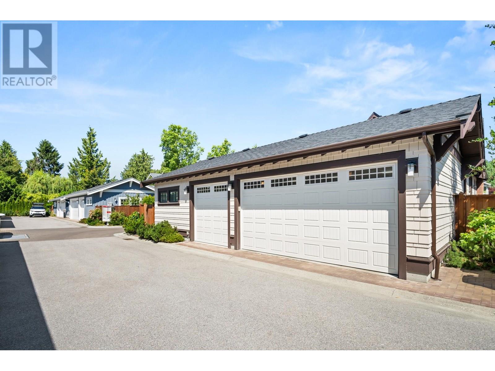 Photo 37 of 3838 W 50th Avenue, Vancouver BC