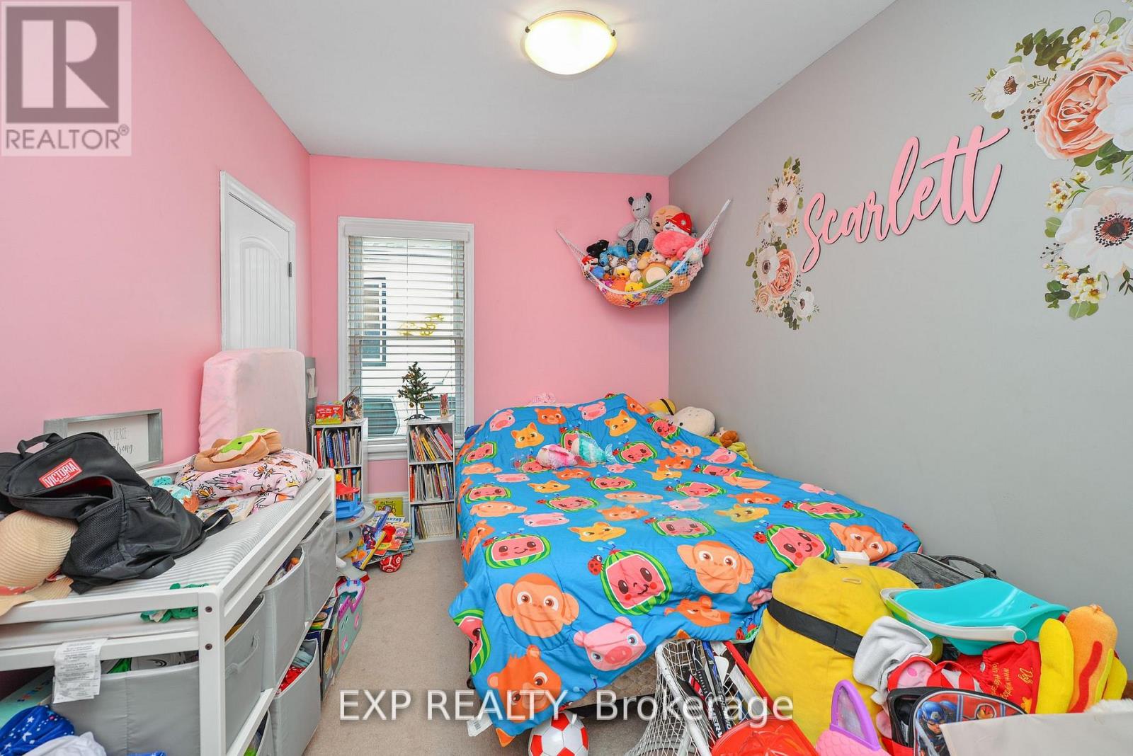 Photo 2 of 96 York Street, St Catharines ON