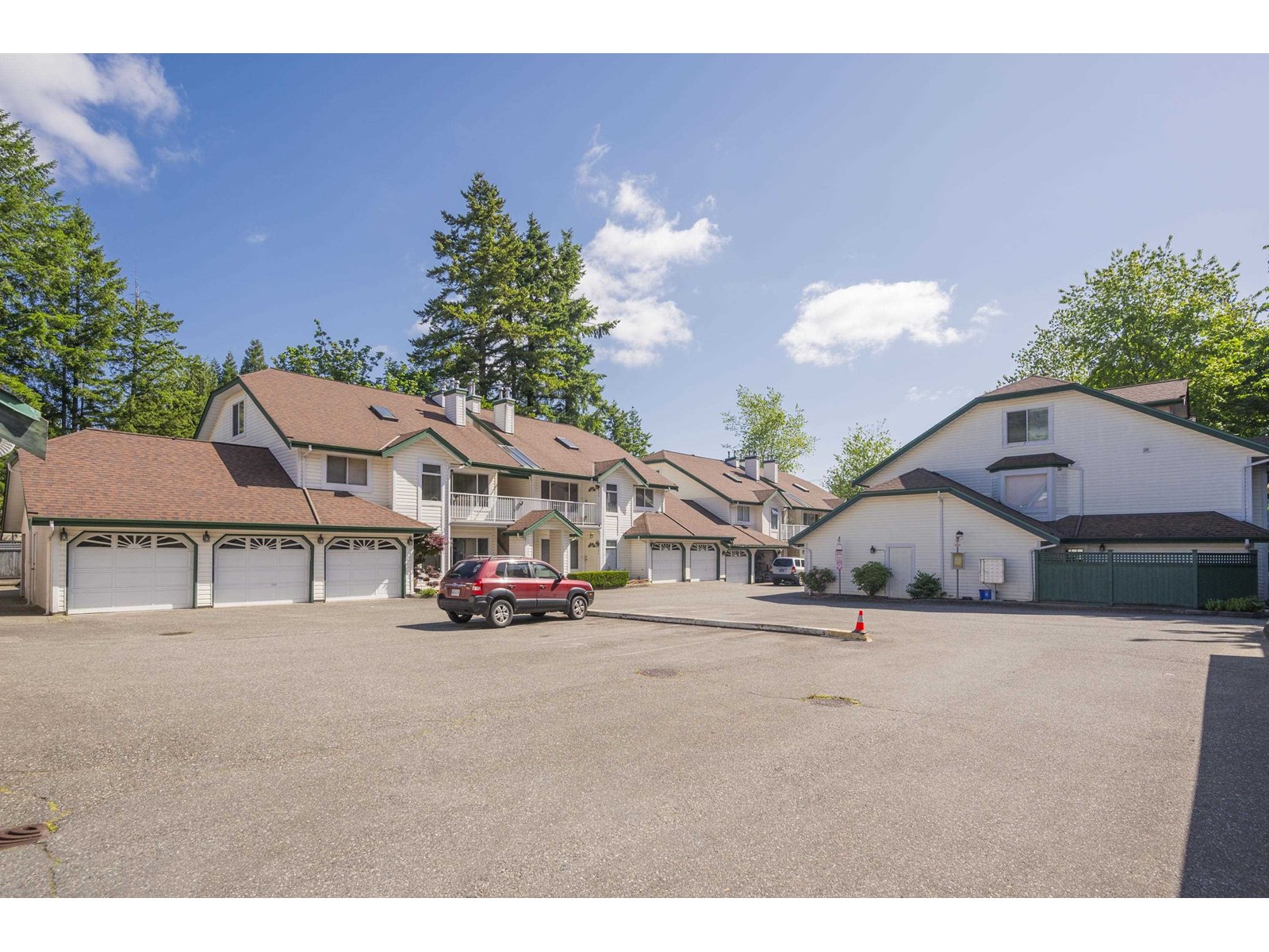 Photo 33 of 109 10308 155 A Street, Surrey BC