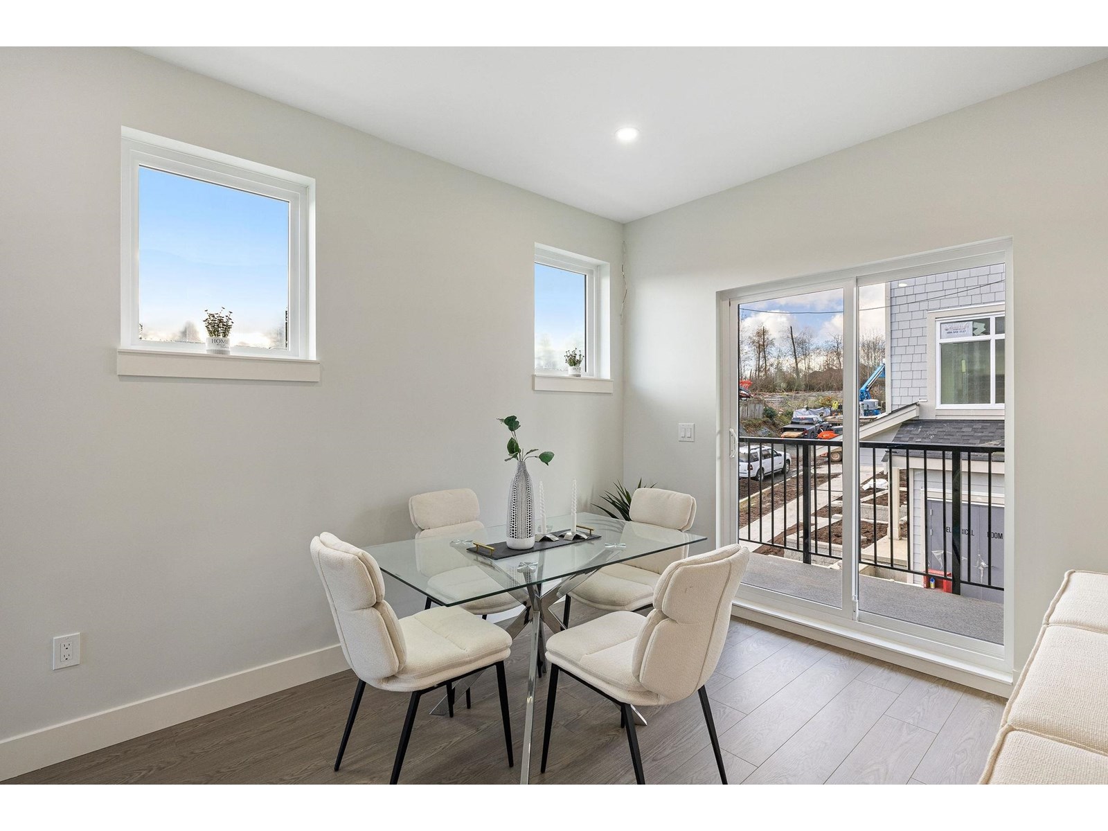 Photo 6 of 4 14391 61 A Avenue, Surrey BC