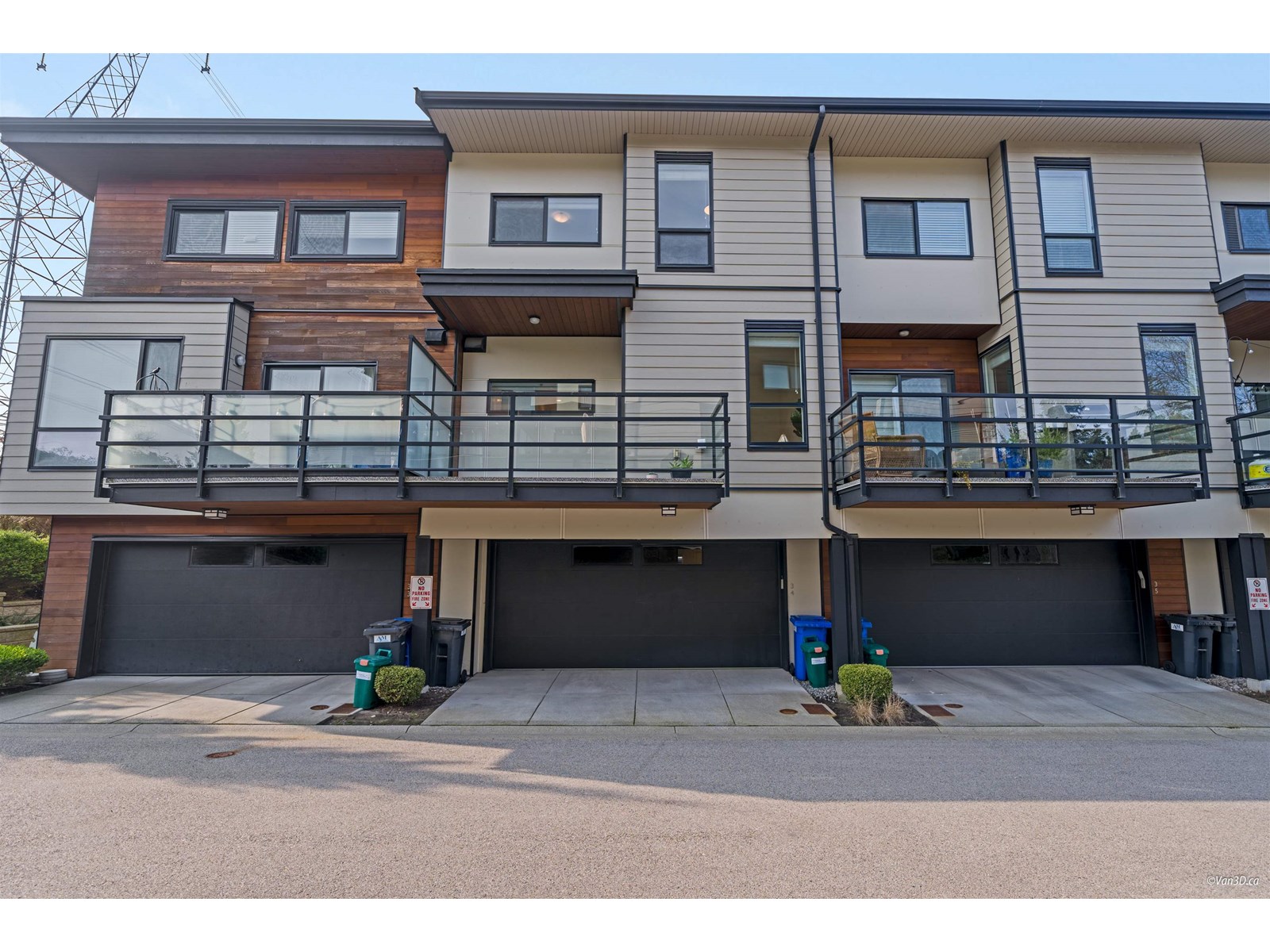 Photo 32 of 34 15688 28 Avenue, Surrey BC