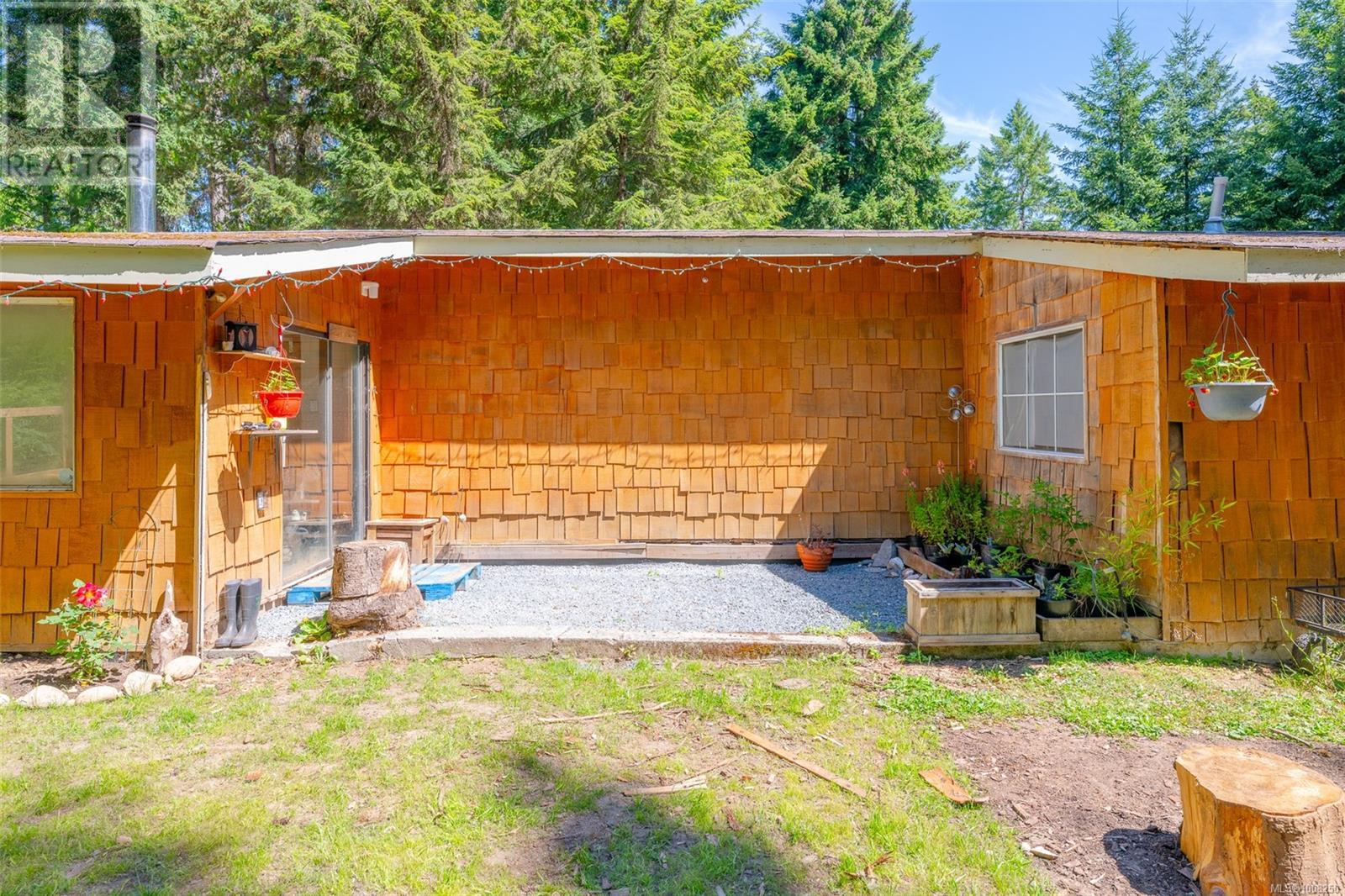 Photo 36 of 300 Oakdowne Rd, Qualicum Beach BC