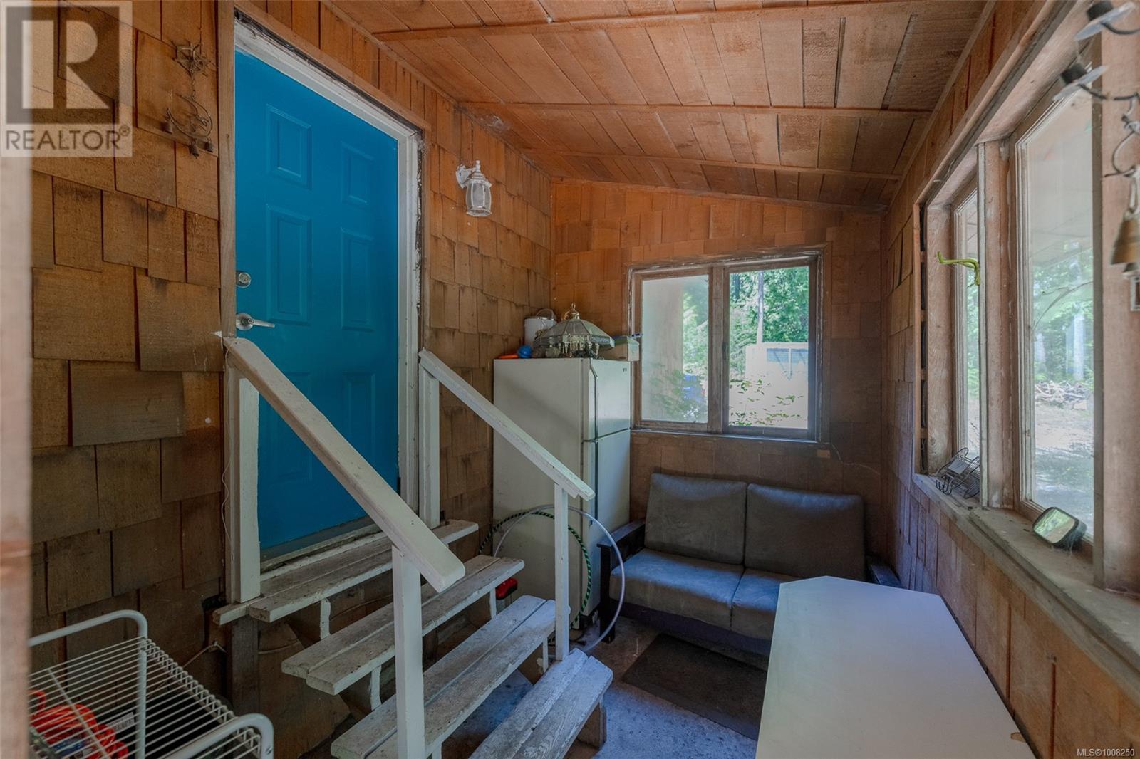Photo 4 of 300 Oakdowne Rd, Qualicum Beach BC
