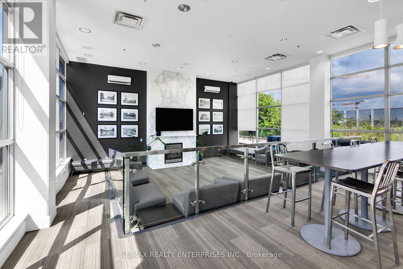 Photo 32 of 913 1005 King Street W, Toronto ON