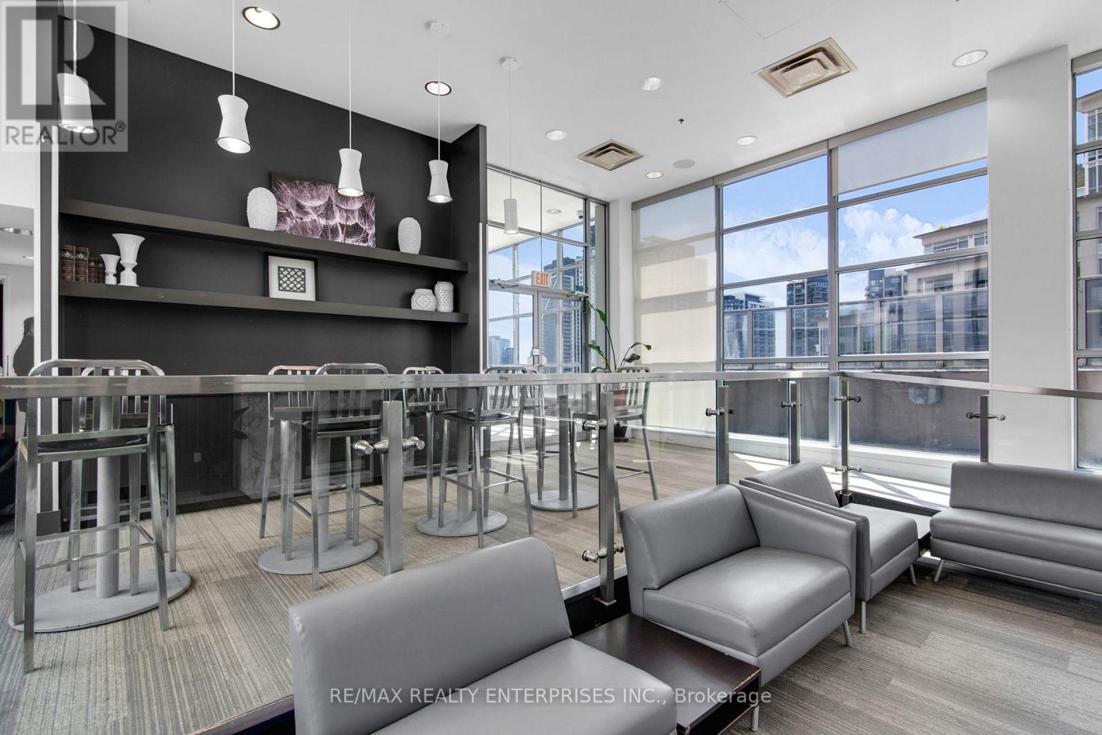 Photo 33 of 913 1005 King Street W, Toronto ON