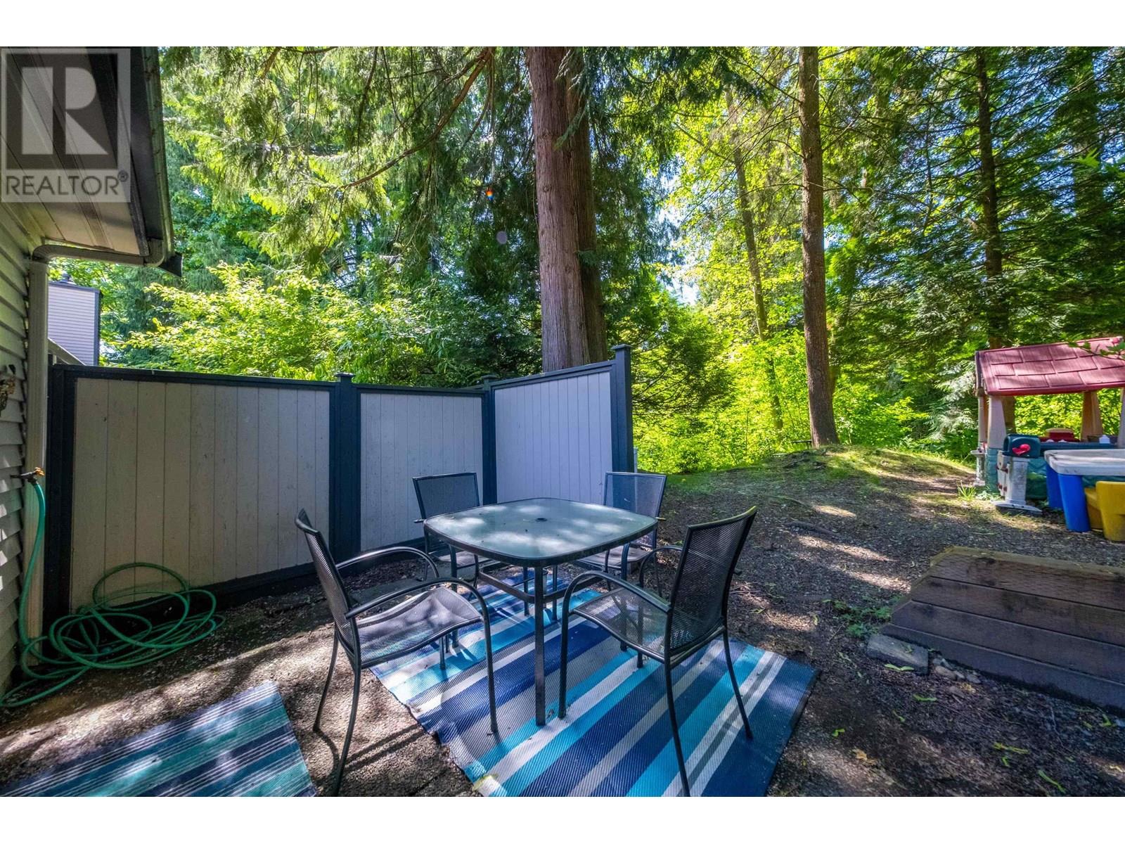 Photo 11 of 8511 Timber Court, Burnaby BC