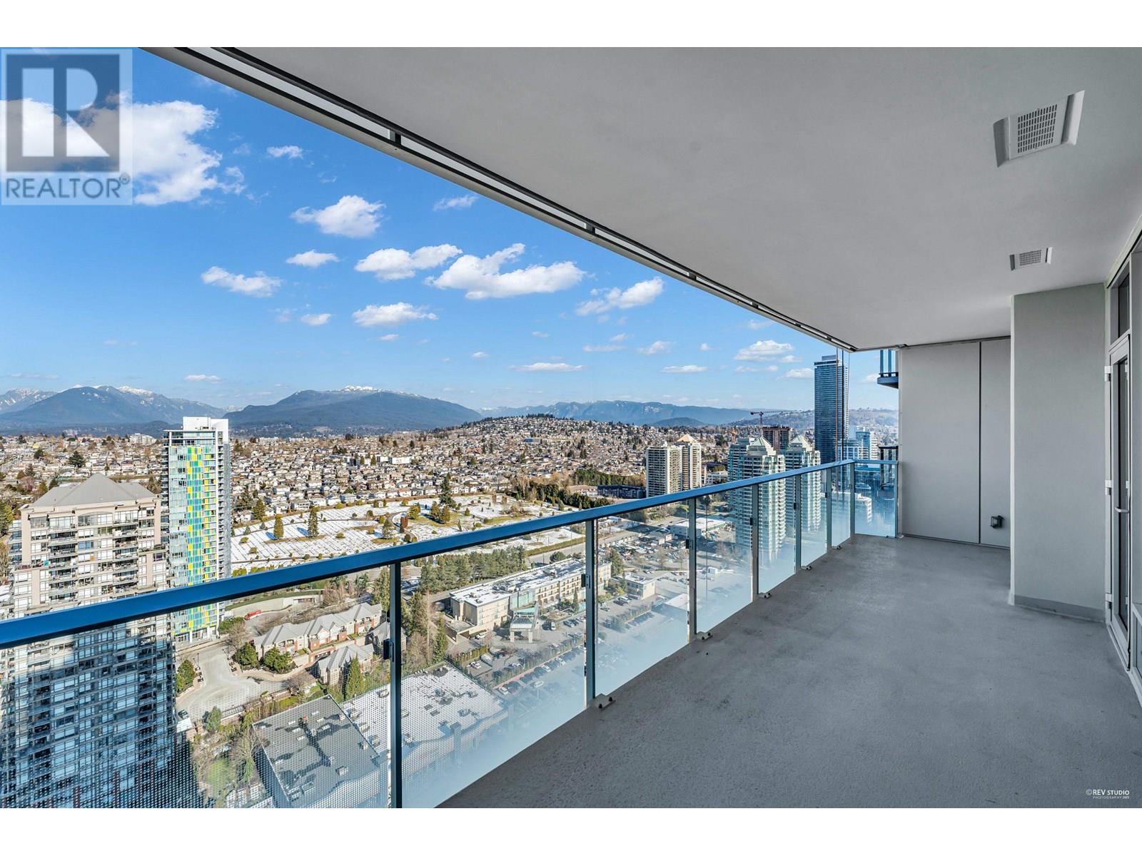 Photo 11 of 3506 4168 Lougheed Highway, Burnaby BC