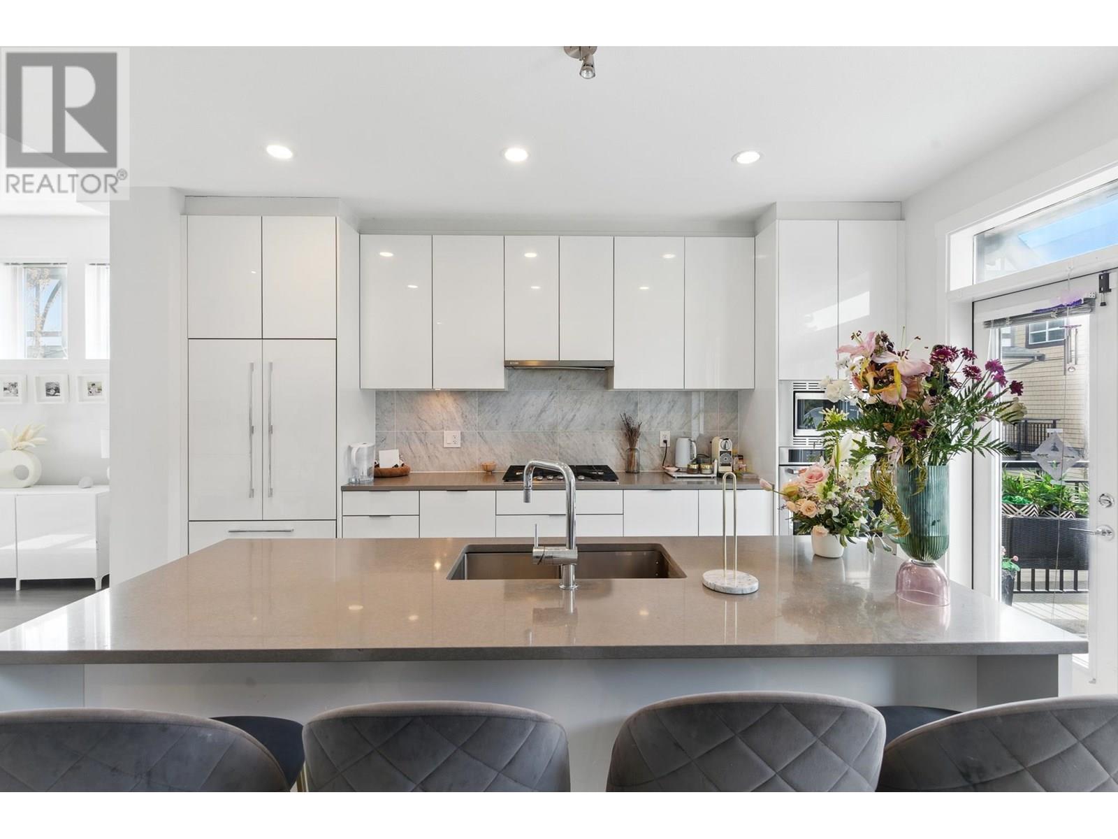 Photo 7 of 123 10388 No 2 Road, Richmond BC