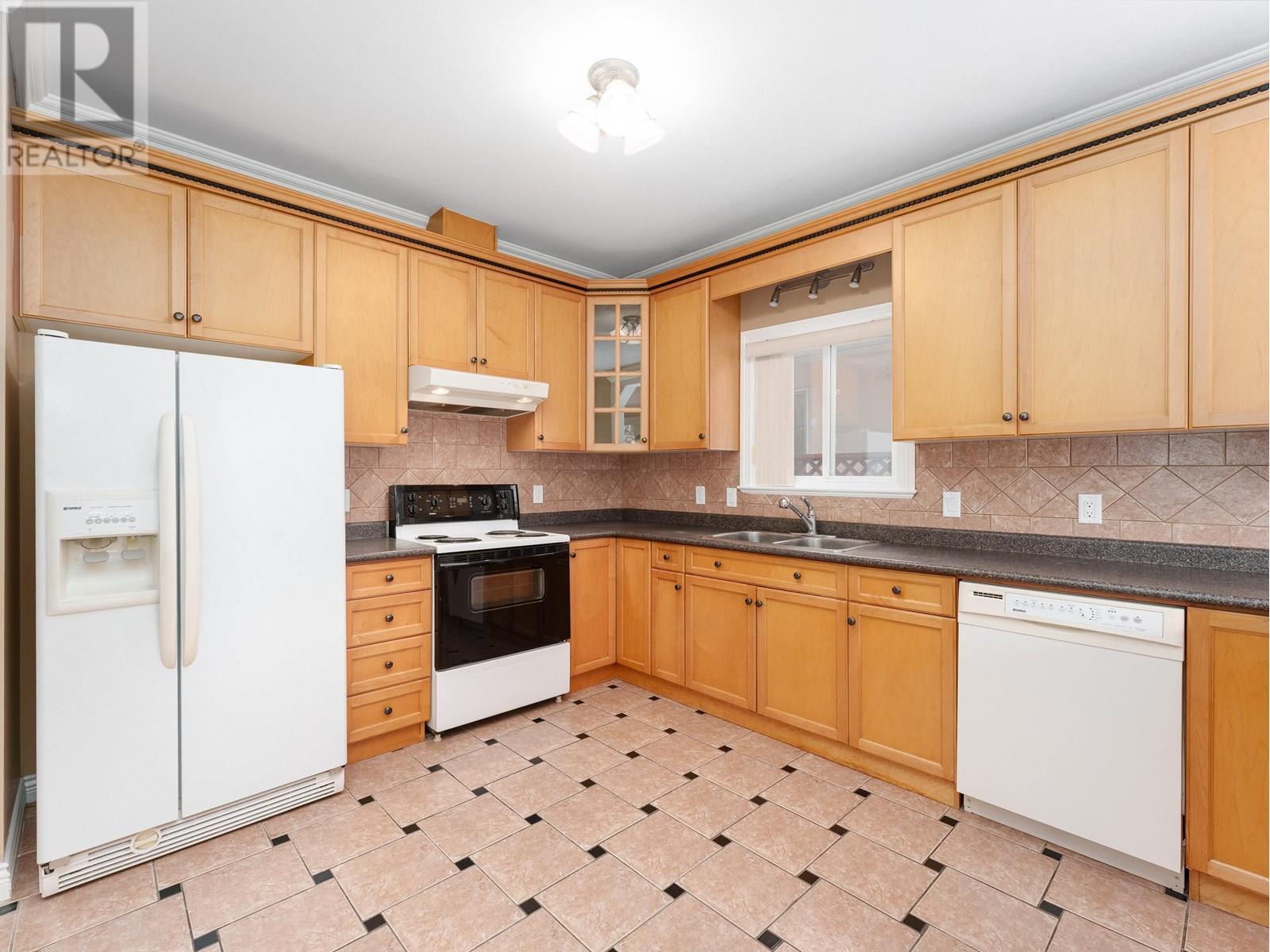 Photo 18 of 7474 Elwell Street, Burnaby BC