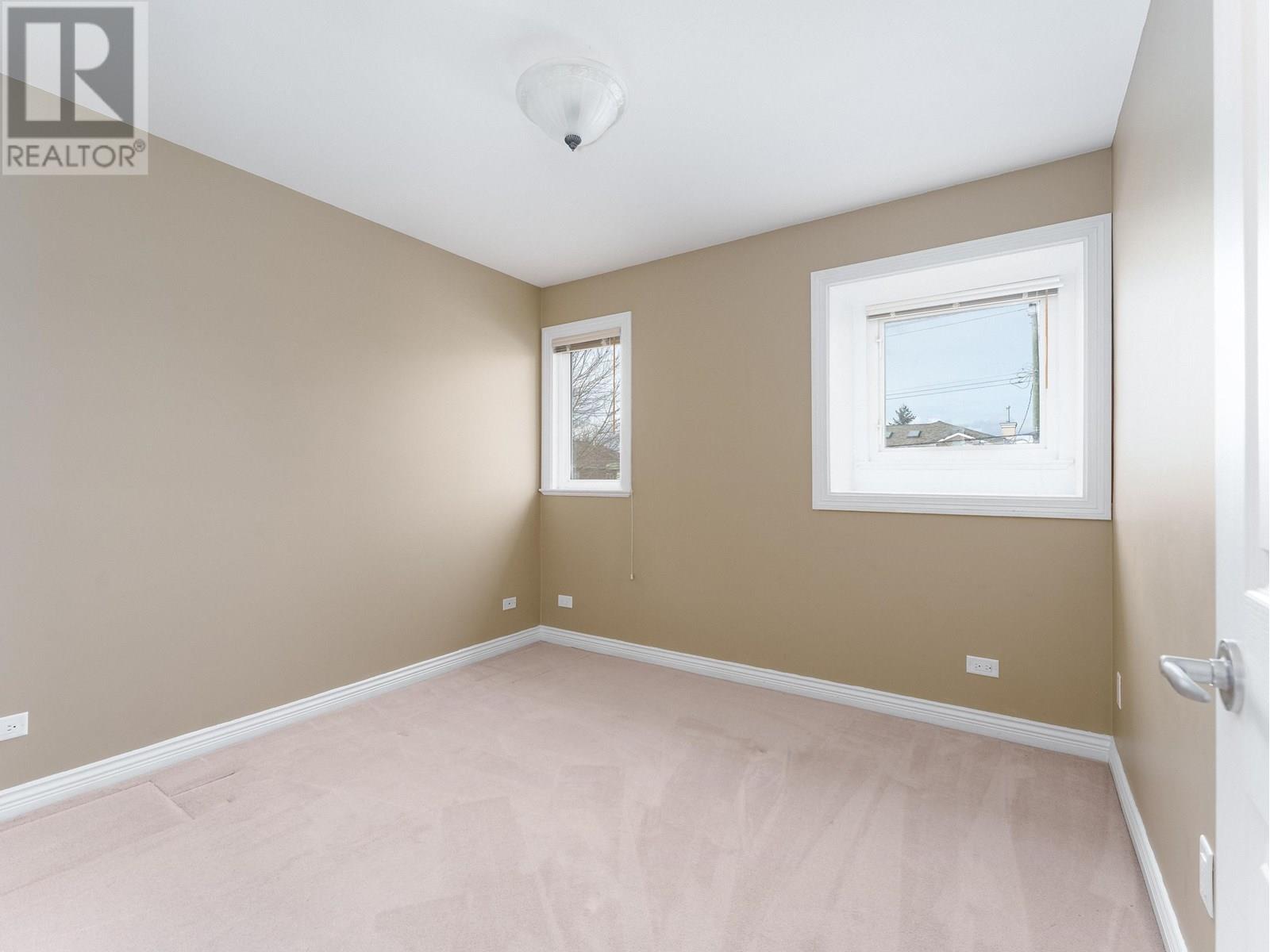 Photo 8 of 7474 Elwell Street, Burnaby BC