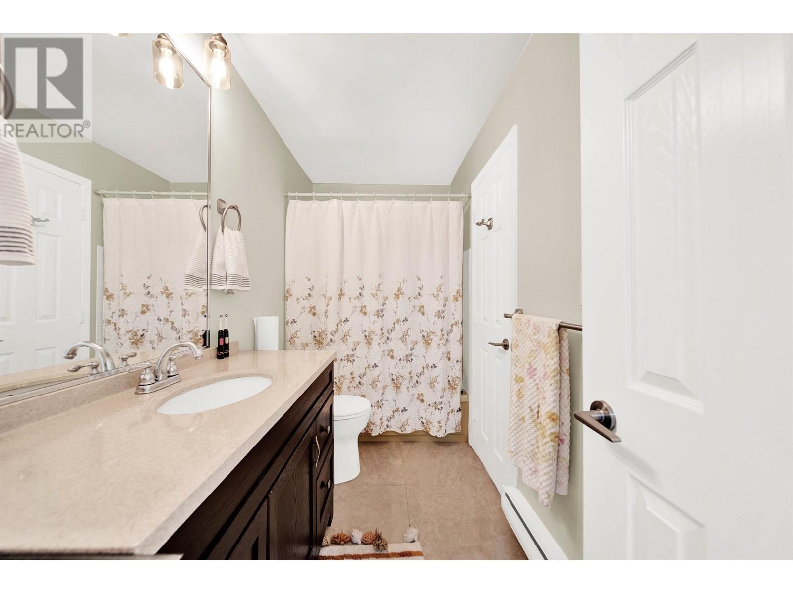 Photo 16 of 21 10680 Springmont Drive, Richmond BC