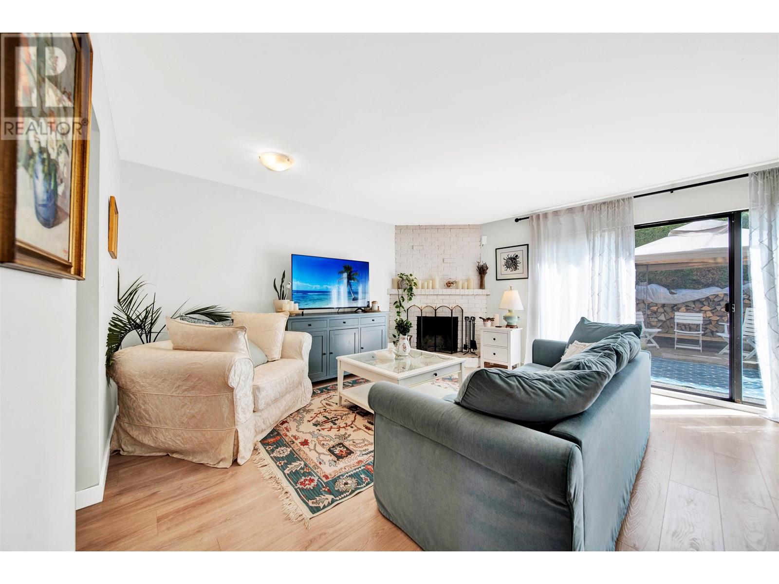 Photo 6 of 21 10680 Springmont Drive, Richmond BC