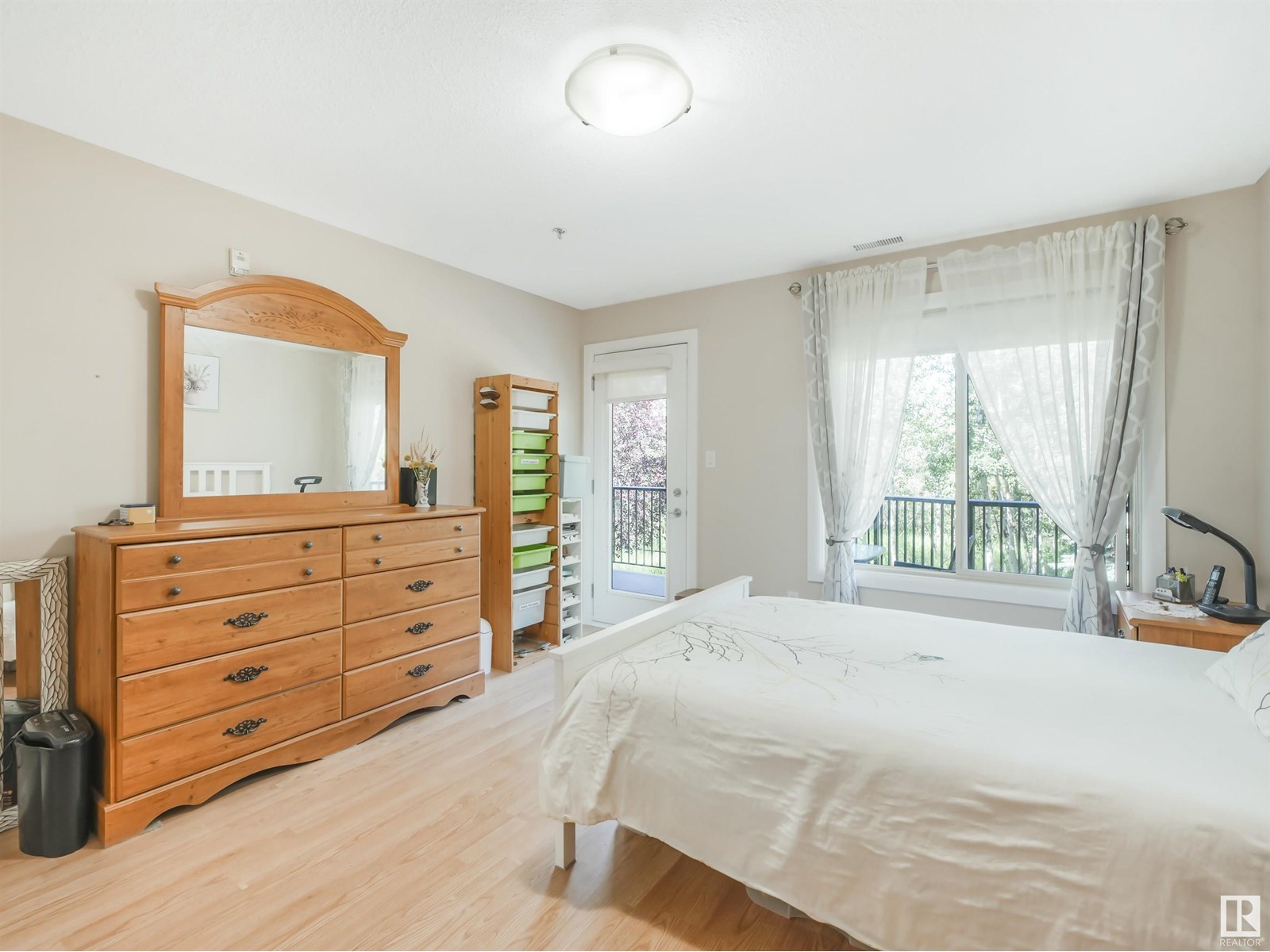 Photo 2 of 213 530 Hooke Rd Nw, Edmonton AB
