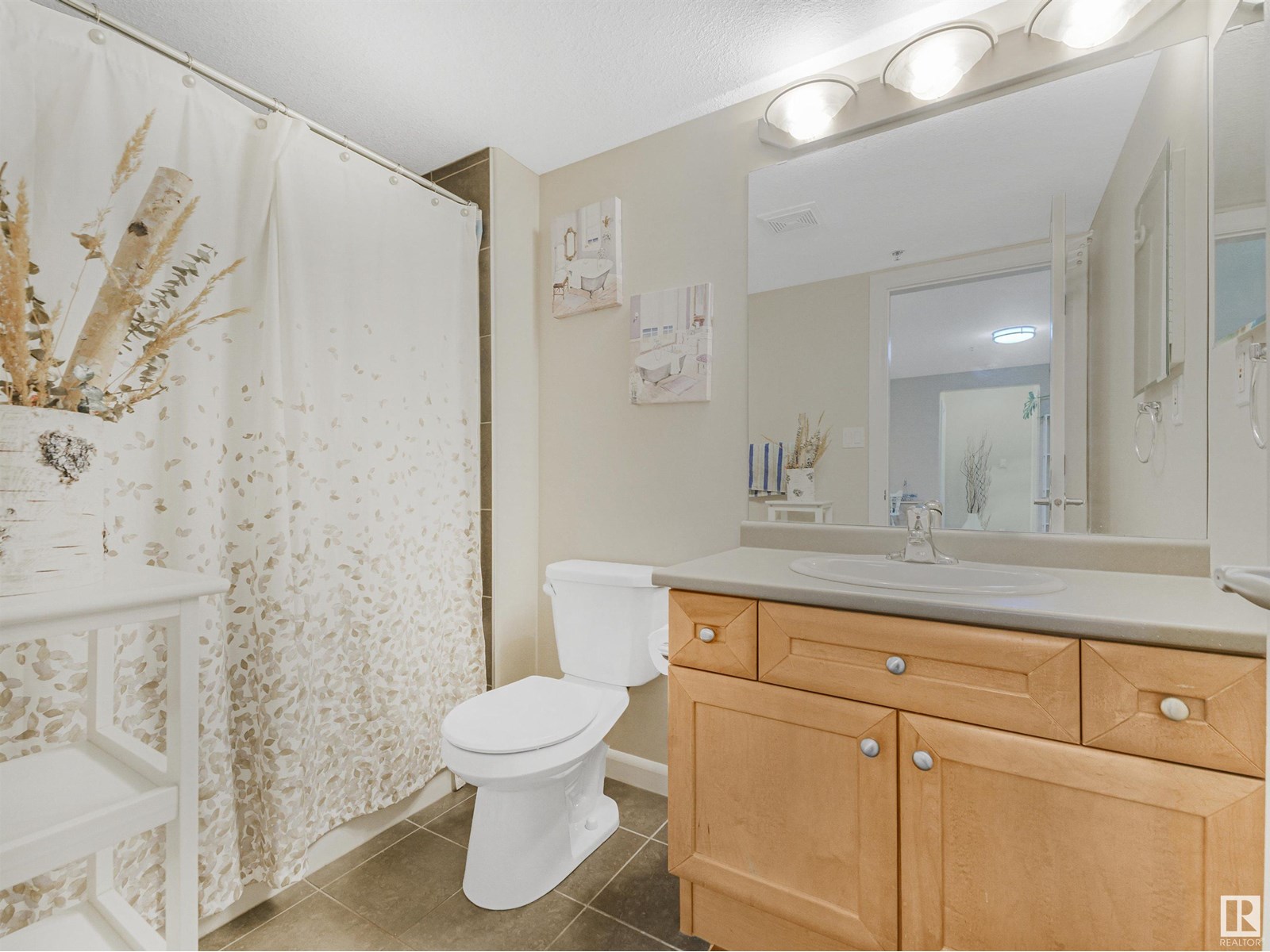 Photo 16 of 213 530 Hooke Rd Nw, Edmonton AB