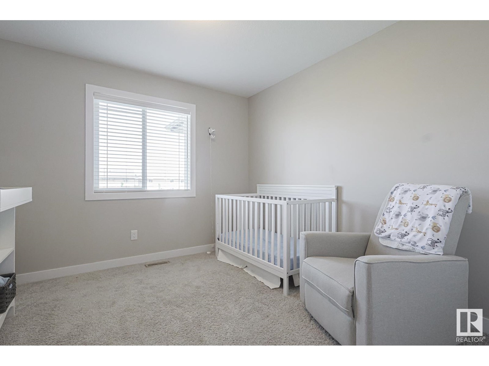 Photo 22 of 1371 Erker Cr Nw, Edmonton AB