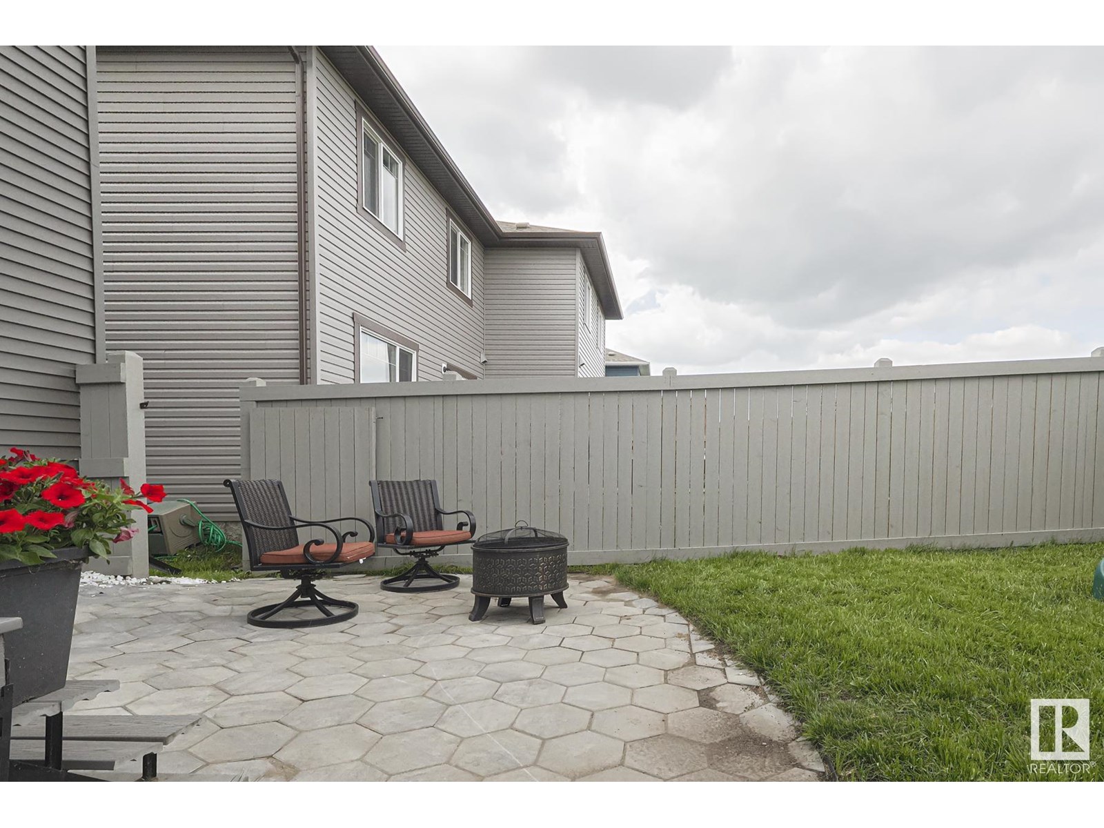 Photo 50 of 1371 Erker Cr Nw, Edmonton AB