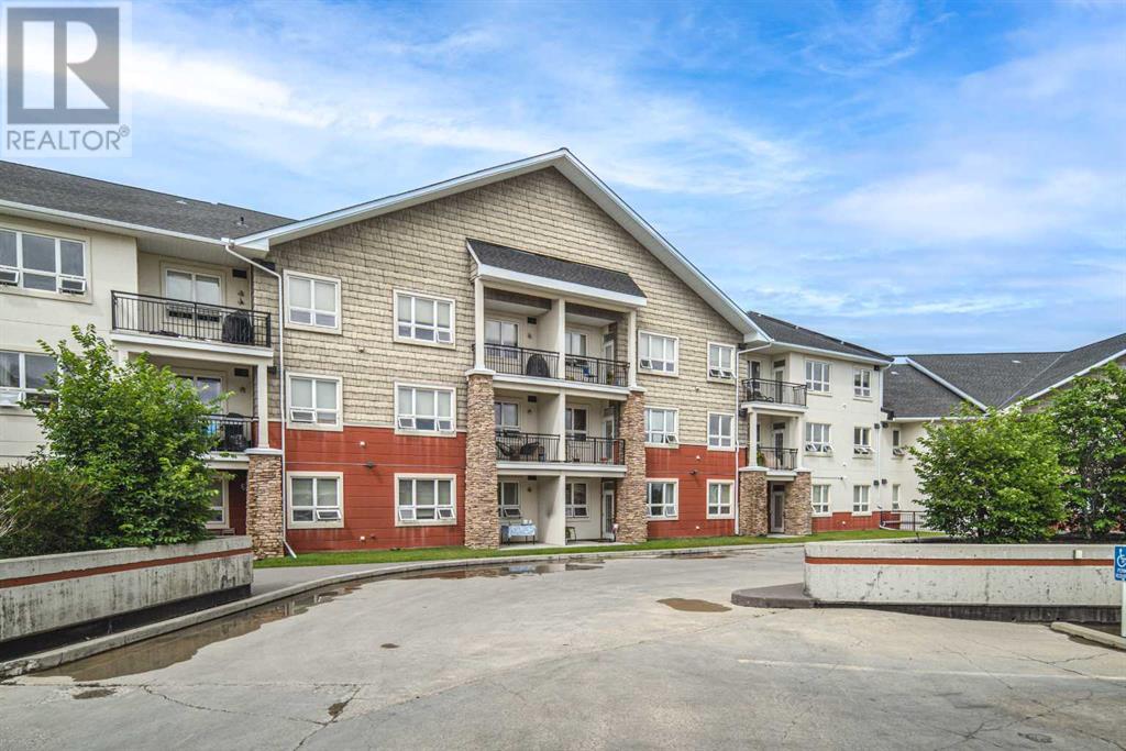 Single Family House for Sale in   Val Gardena View SW Springbank Hill Calgary 