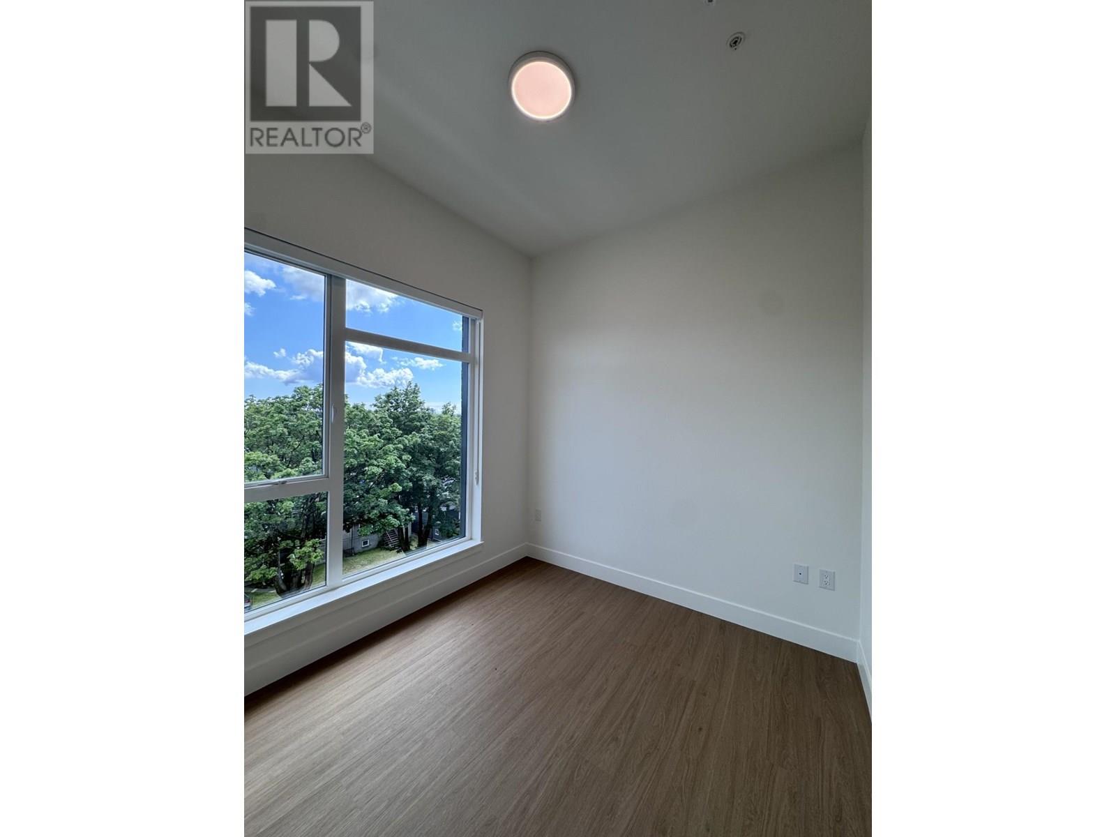 Photo 6 of 602 2235 E Broadway, Vancouver BC