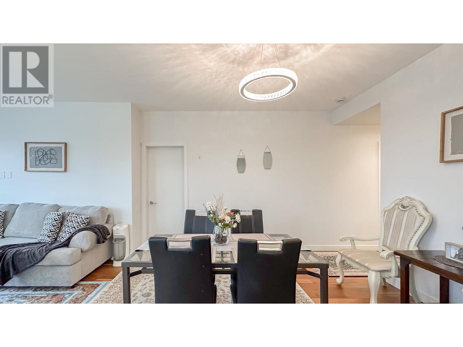 Photo 6 of 505 4867 Cambie Street, Vancouver BC