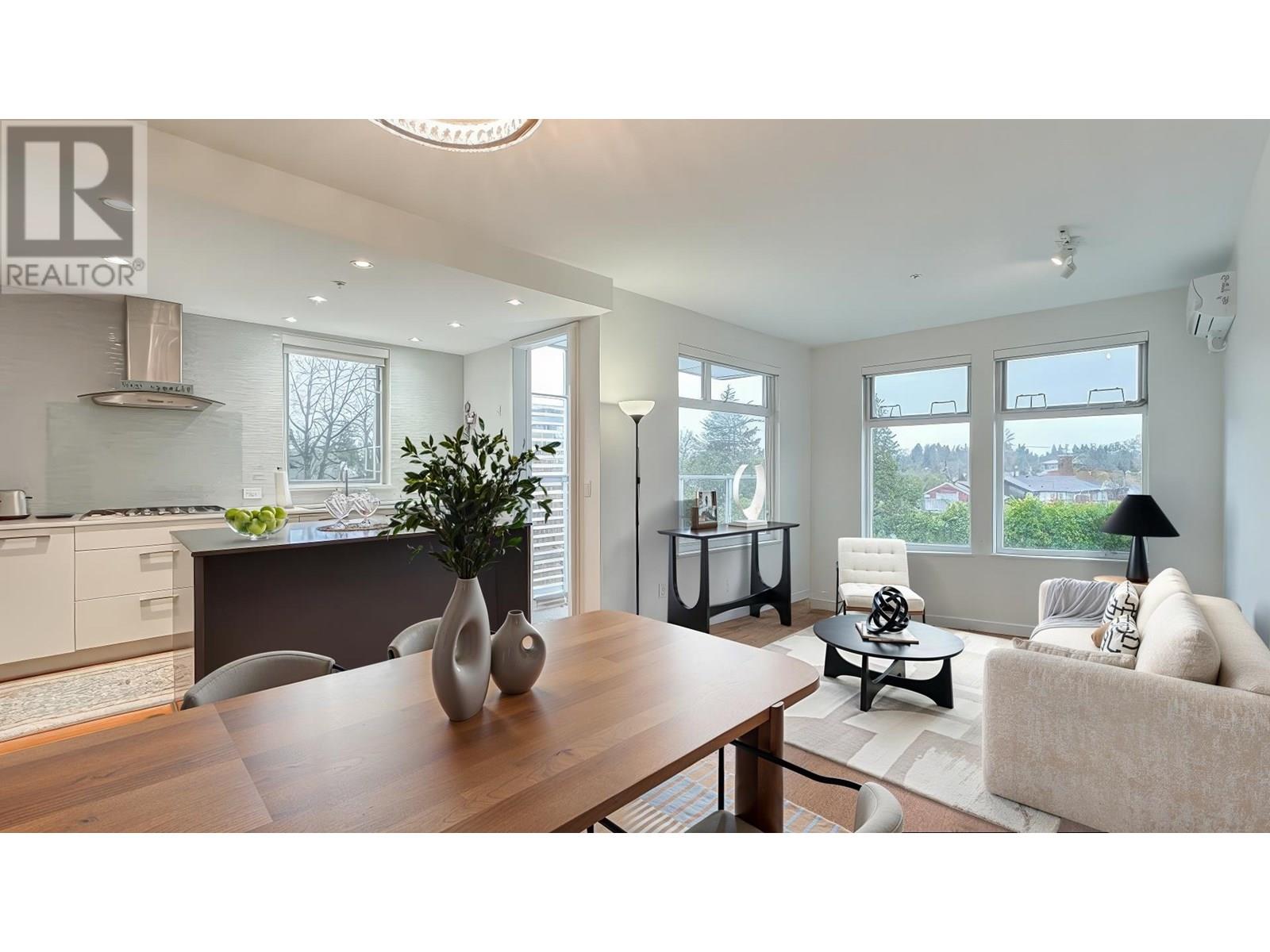Photo 1 of 505 4867 Cambie Street, Vancouver BC