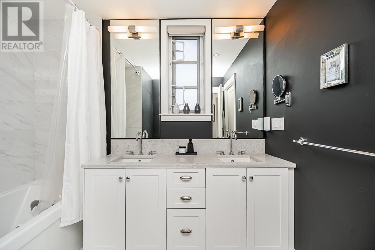 Photo 18 of 4320 Knight Street, Vancouver BC
