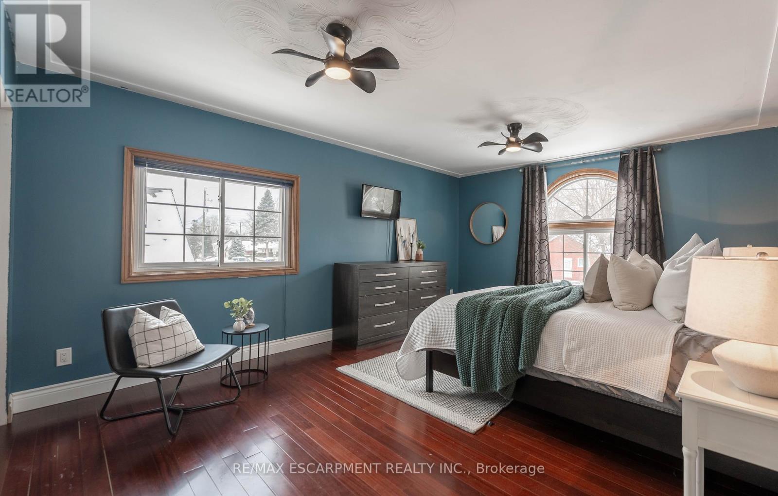 Photo 30 of 421 Nelson Street, Brantford ON