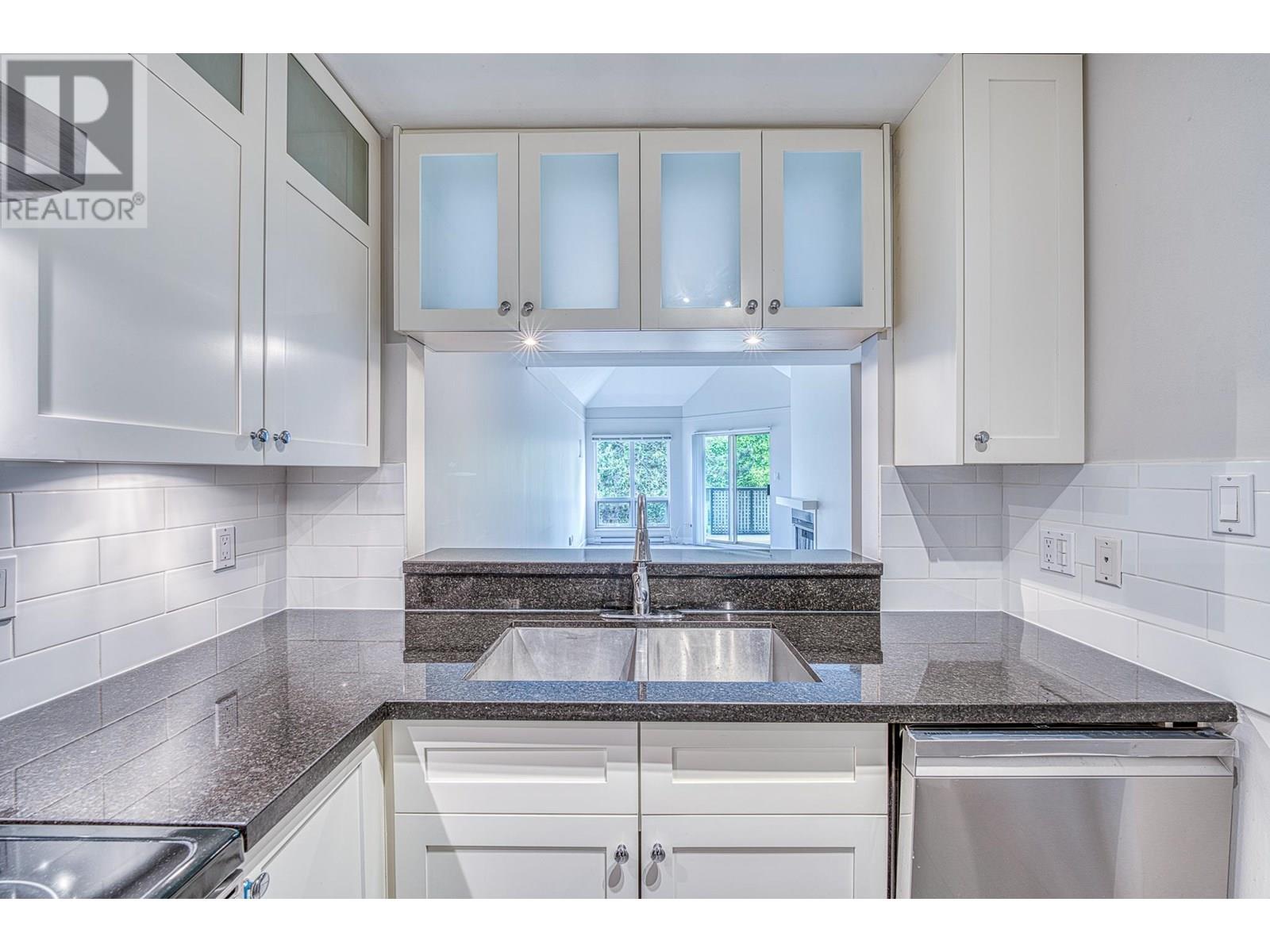 Photo 7 of 303 7457 Moffatt Road, Richmond BC